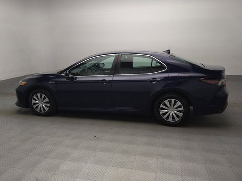 Used 2021 Toyota Camry LE FWD image 3