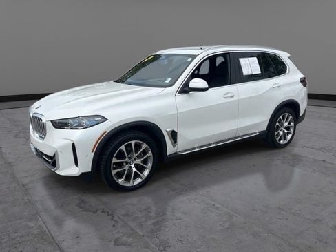 Used 2024 BMW X5 sDrive40i RWD image 3
