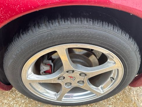 Used 2002 Chevrolet Corvette Coupe w/ Preferred Equipment Group2 RWD image 6