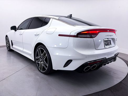 Used 2022 Kia Stinger GT2 AWD/4WD image 14