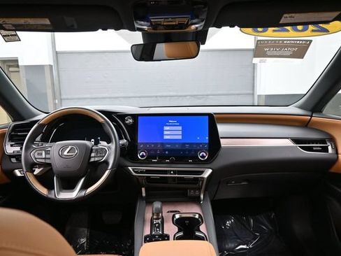 Certified 2026 Lexus RX 350 Premium w/ Accessory Package (Z1) FWD image 21