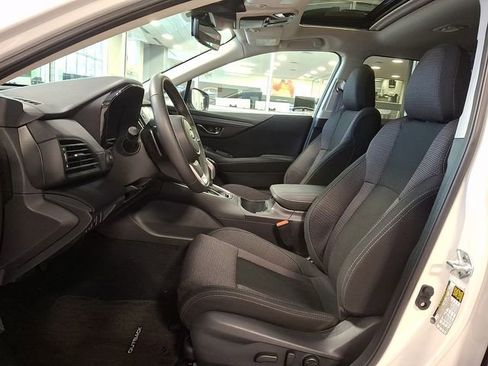 Certified 2025 Subaru Outback Premium AWD/4WD image 13