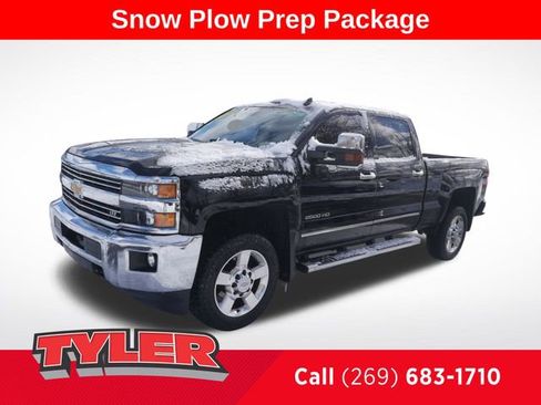 Used 2016 Chevrolet Silverado 2500 LTZ w/ Duramax Plus Package image 3