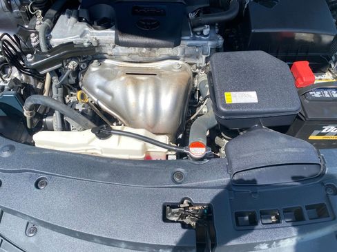 Used 2016 Toyota Camry SE image 20