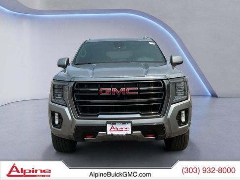 Used 2023 GMC Yukon AT4 w/ AT4 Premium Package AWD/4WD image 8