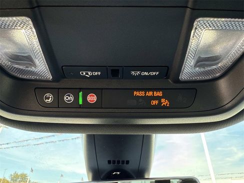 Used 2024 Buick Enclave Premium image 22