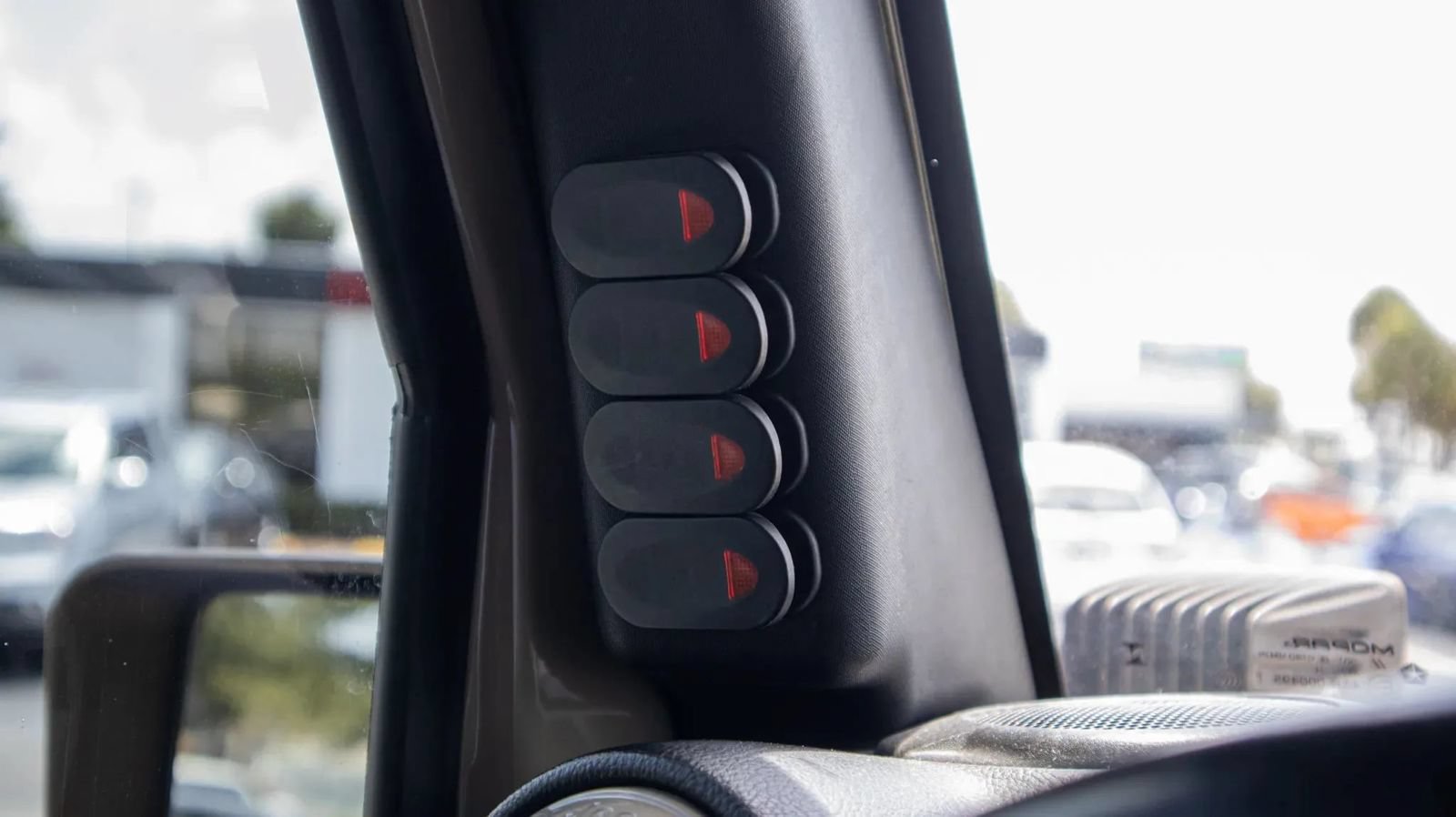 Used 2017 Jeep Wrangler Unlimited Sahara AWD/4WD image 41