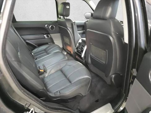 Used 2017 Land Rover Range Rover Sport HSE image 11