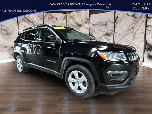 Used 2021 Jeep Compass Latitude w/ Sun and Sound Group AWD/4WD image 29