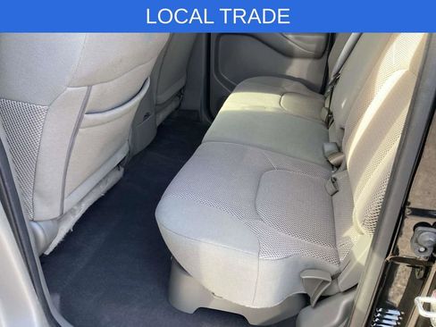 Used 2021 Nissan Frontier SV w/ Midnight Edition Floor Mats AWD/4WD image 12