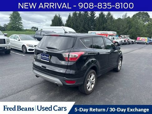 Used 2017 Ford Escape SE AWD/4WD image 8