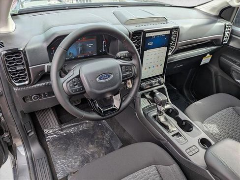 New 2025 Ford Ranger XLT w/ Equipment Group 301A High image 3