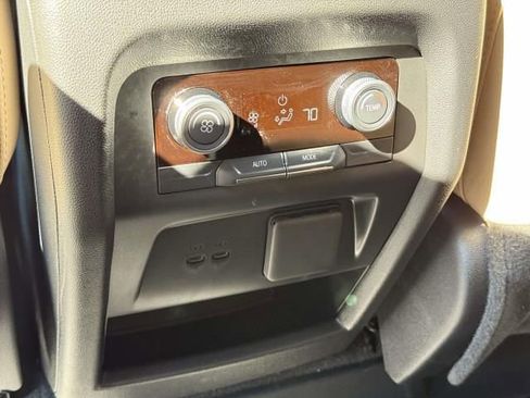 Used 2025 Buick Enclave Preferred w/ Super Cruise Package image 15