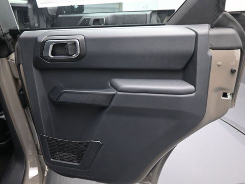 New 2025 Ford Bronco 4-Door image 19