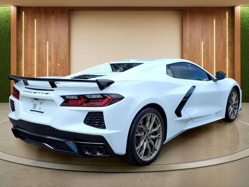 Used 2025 Chevrolet Corvette Stingray Preferred Conv w/ Z51 Performance Package RWD image 31