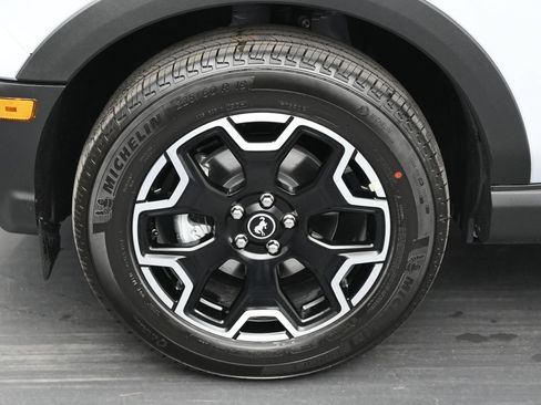 New 2026 Ford Bronco Sport Outer Banks AWD/4WD image 26