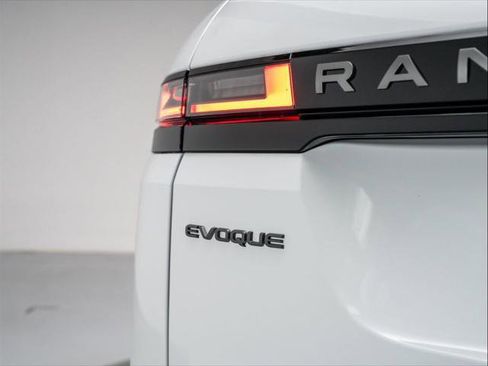 New 2026 Land Rover Range Rover Evoque S image 31