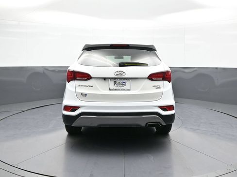 Used 2017 Hyundai Santa Fe Sport AWD/4WD image 7