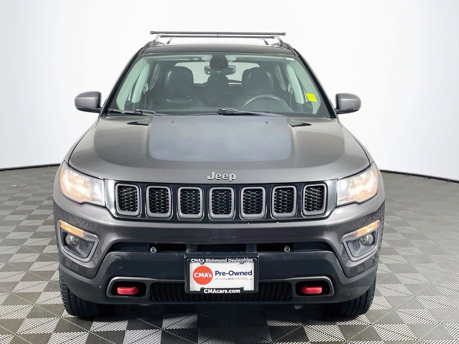 Used 2018 Jeep Compass Trailhawk w/ Cold Weather Group AWD/4WD image 2