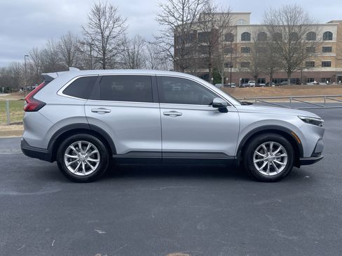 Used 2024 Honda CR-V EX-L image 10