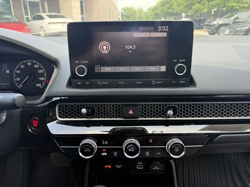 Used 2023 Honda Civic LX image 15