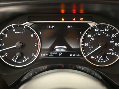 Used 2023 Nissan Rogue SL w/ SL Premium Package FWD image 16