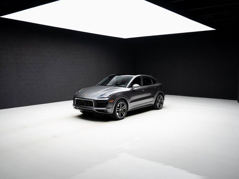 Used 2023 Porsche Cayenne Turbo image 87