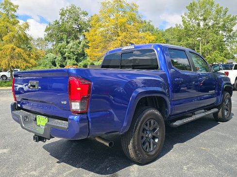 Used 2023 Toyota Tacoma SR5 image 3