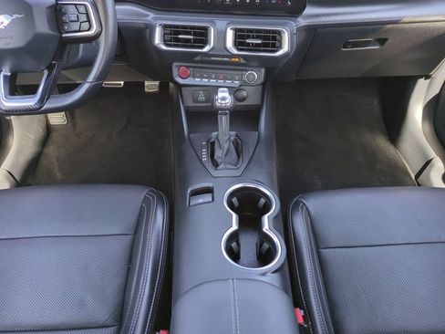 Used 2025 Ford Mustang GT Premium RWD image 18