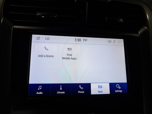 Used 2020 Ford Fusion SE FWD image 11
