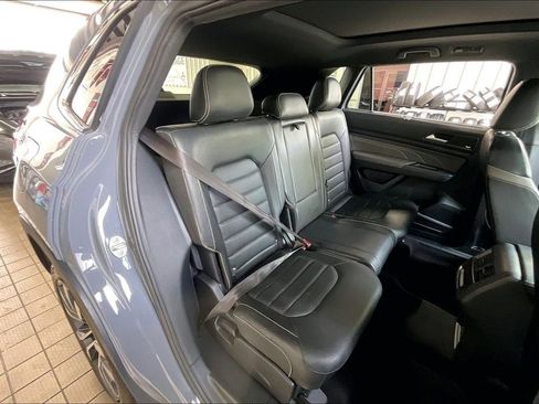 Used 2021 Volkswagen Atlas Cross Sport SEL Premium R-Line AWD/4WD image 15