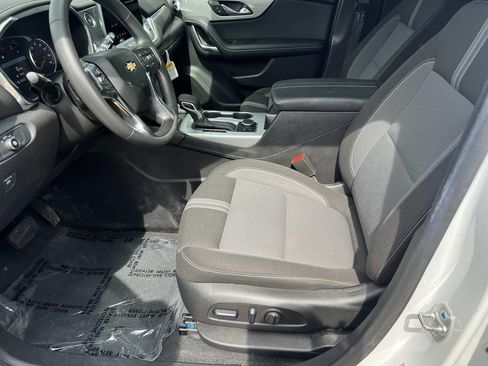 Used 2024 Chevrolet Blazer LT w/ Convenience Package FWD image 15