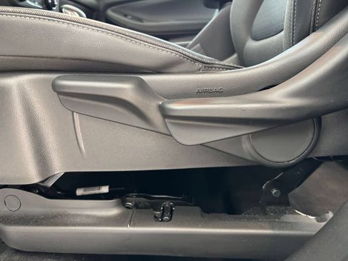 Used 2025 Buick Encore GX Preferred FWD image 22