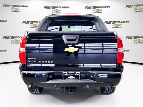 Used 2012 Chevrolet Avalanche LS w/ All-Star Edition image 6