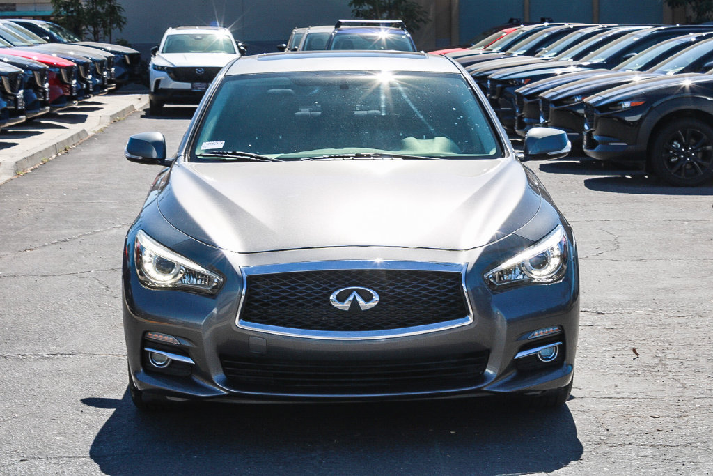 Used 2015 INFINITI Q50 Premium w/ Navigation Package RWD image 2