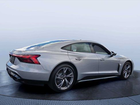 Used 2022 Audi e-tron GT Premium Plus AWD/4WD image 6