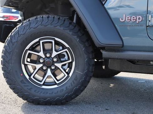 New 2026 Jeep Wrangler Unlimited Rubicon AWD/4WD image 2