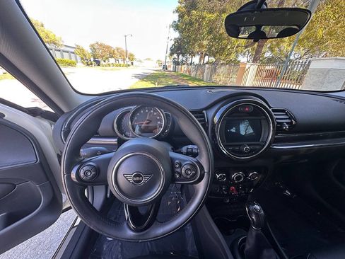 Used 2019 MINI Cooper Clubman image 24