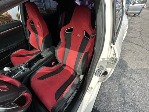 Used 2018 Honda Civic Type R image 15