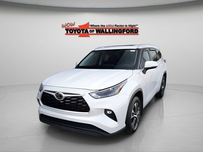 Used 2023 Toyota Highlander XLE