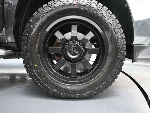 Used 2022 RAM 3500 Laramie AWD/4WD image 12