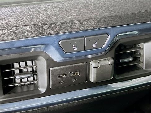 Used 2020 GMC Sierra 1500 SLT w/ SLT Premium Plus Package image 27