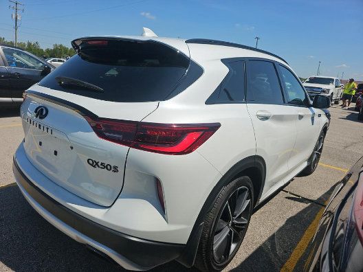 Used 2023 INFINITI QX50 Sport AWD/4WD image 2