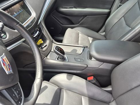 Used 2017 Cadillac XT5 Luxury w/ Driver Awareness Package FWD image 17