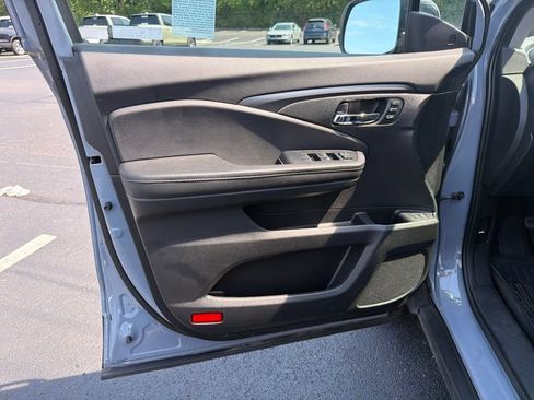 Used 2022 Honda Pilot Special Edition image 18