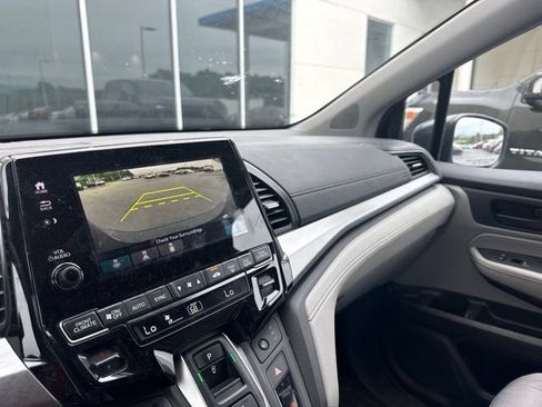 Used 2024 Honda Odyssey EX image 7