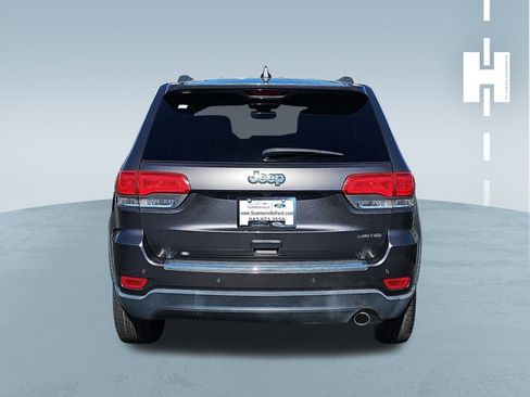 Used 2017 Jeep Grand Cherokee Limited w/ Luxury Group II image 3
