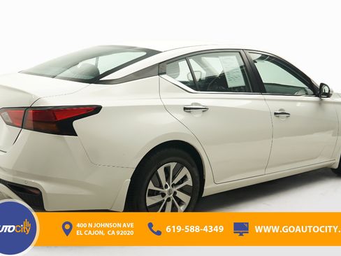 Used 2023 Nissan Altima 2.5 S image 6