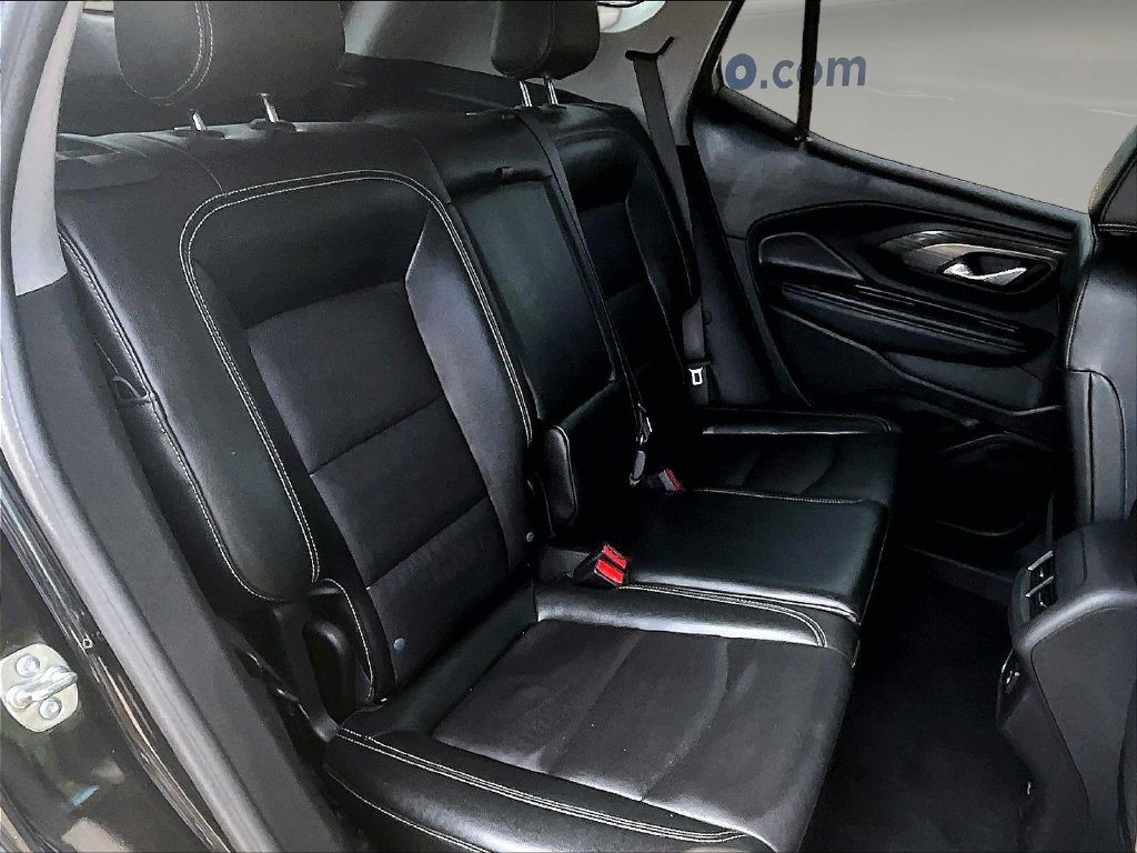 Used 2024 GMC Terrain SLT AWD/4WD image 28