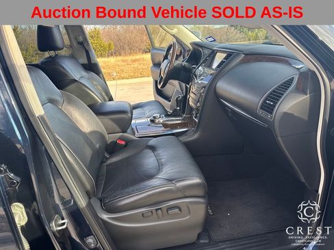 Used 2016 INFINITI QX80 4WD w/ Driver's Assistance Package image 13